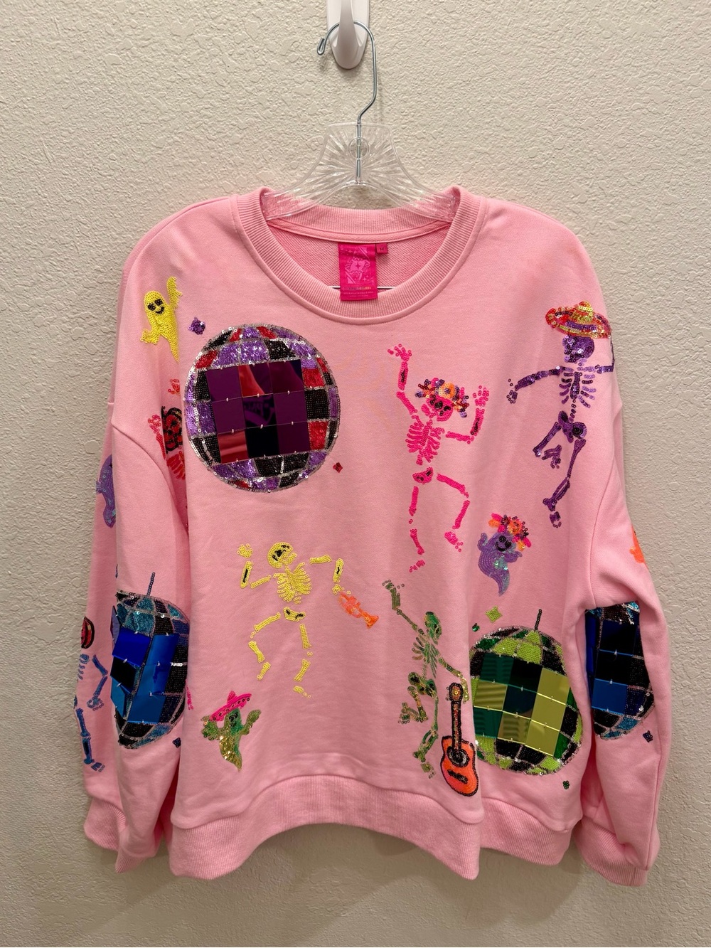 Queen of Sparkles Pink Halloween Sequin Skeleton Disco Sweatshirt Women’s Medium
